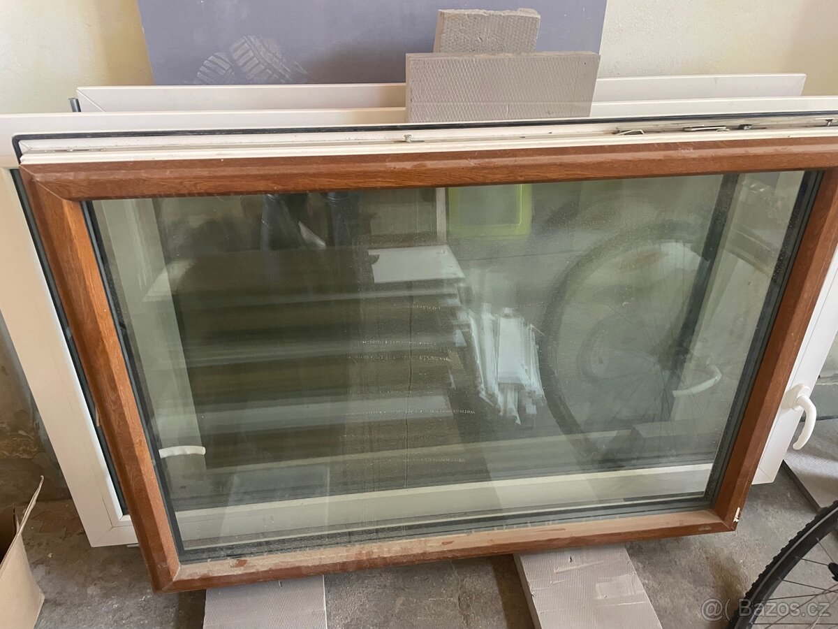 Prodám 3 ks okna, 1ks balkonových dveří - 3