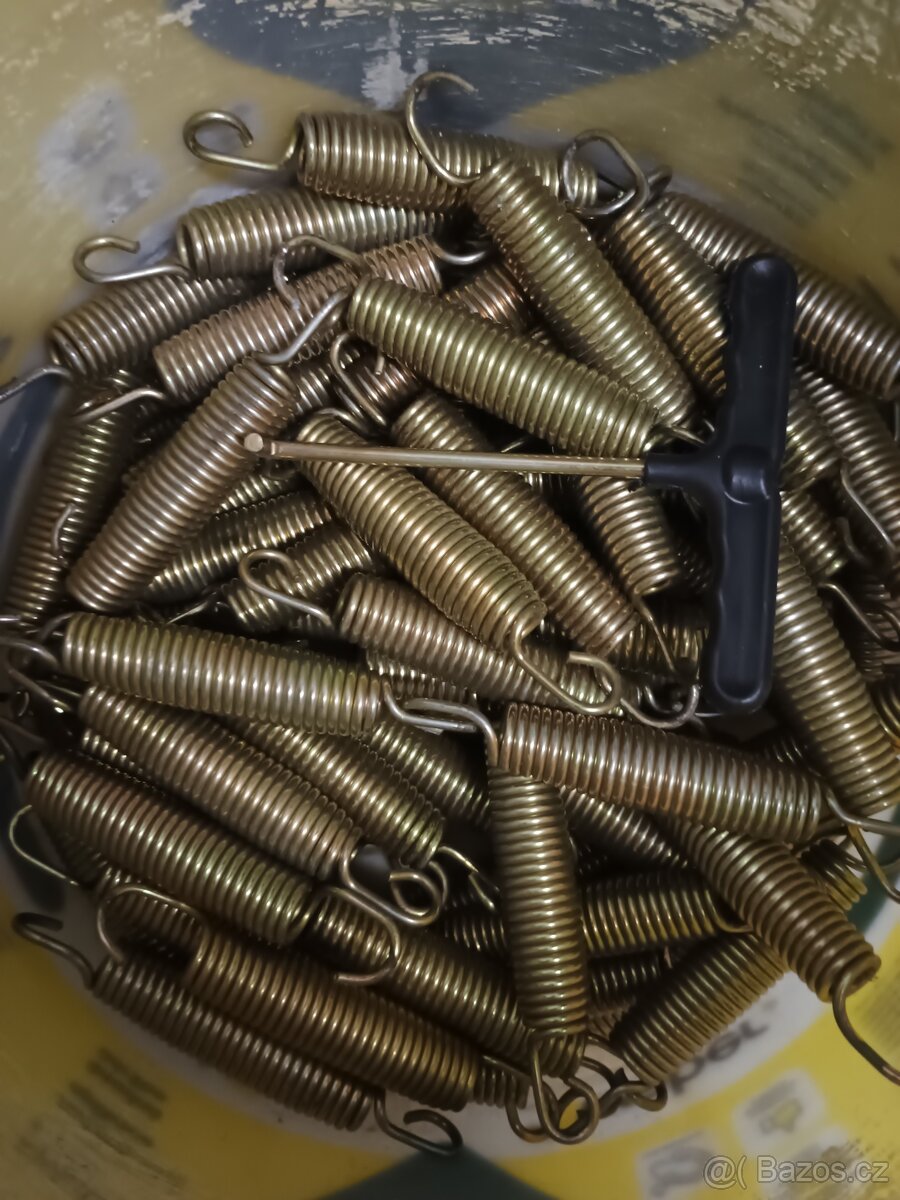 Trampolína - rukávy a limec - 3