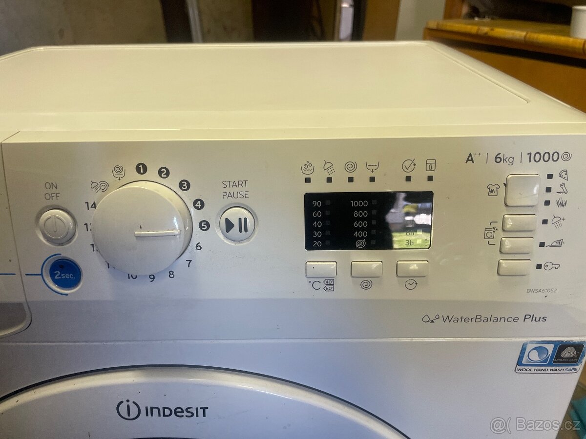 Pračka Indesit - 3
