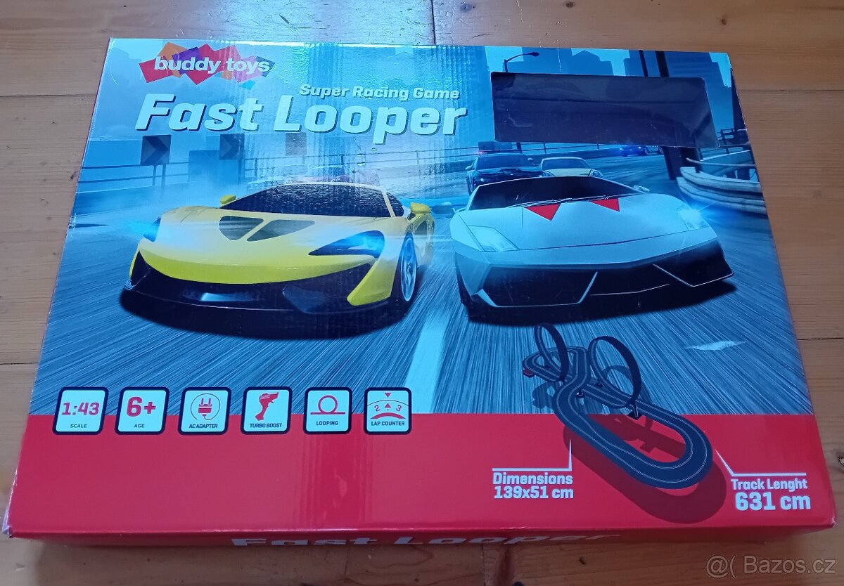 Dvě autíčka a adaptér k autodráze Fast Looper - 3