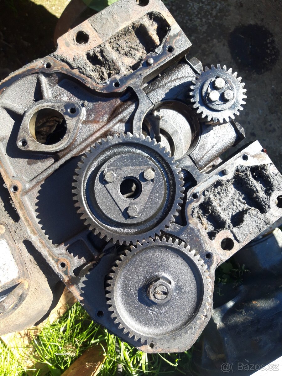 Zetor Crystal motor 8001 - 3