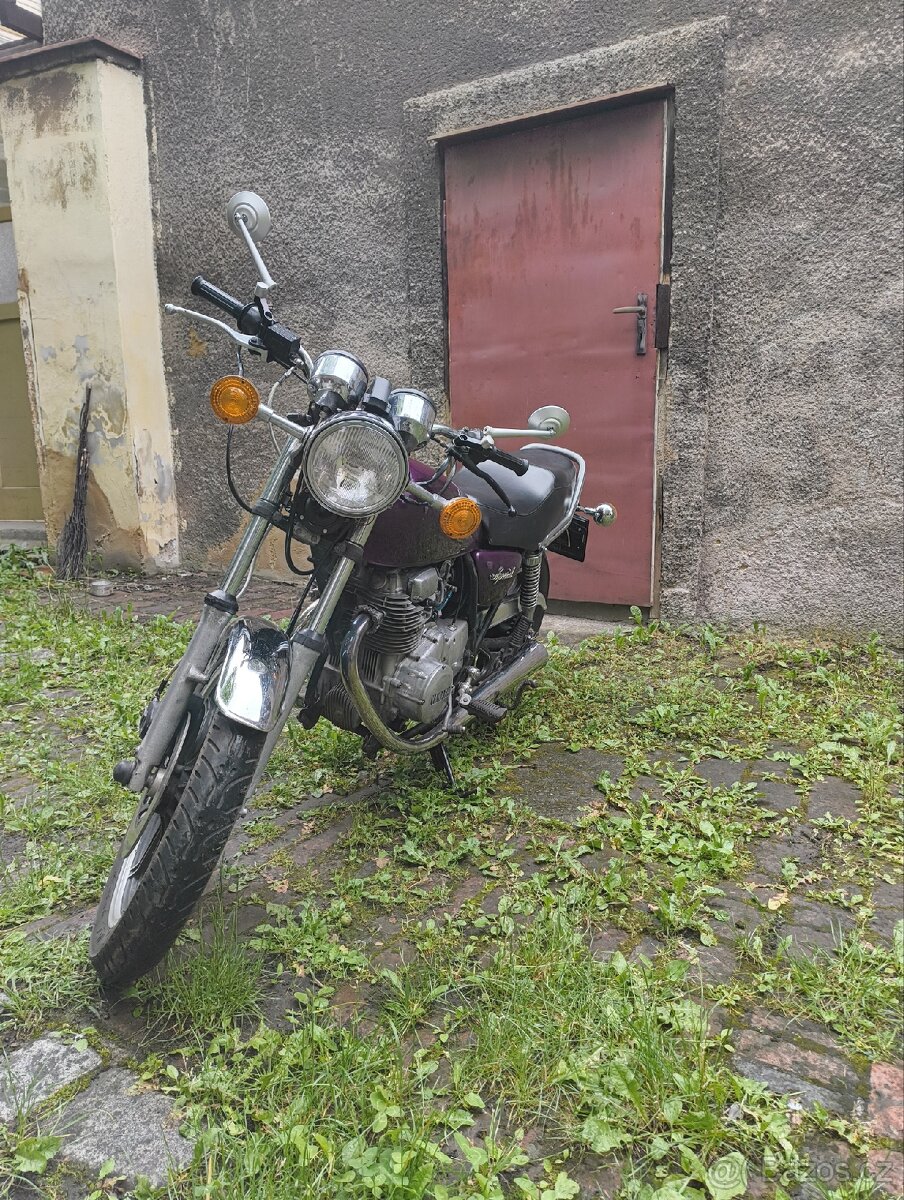 Yamaha XS 400 - 3