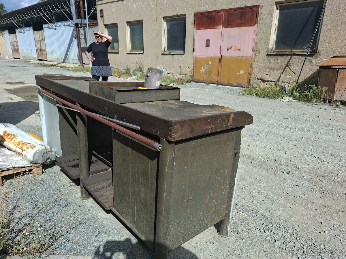 Dílenský ponk - stůl - 3