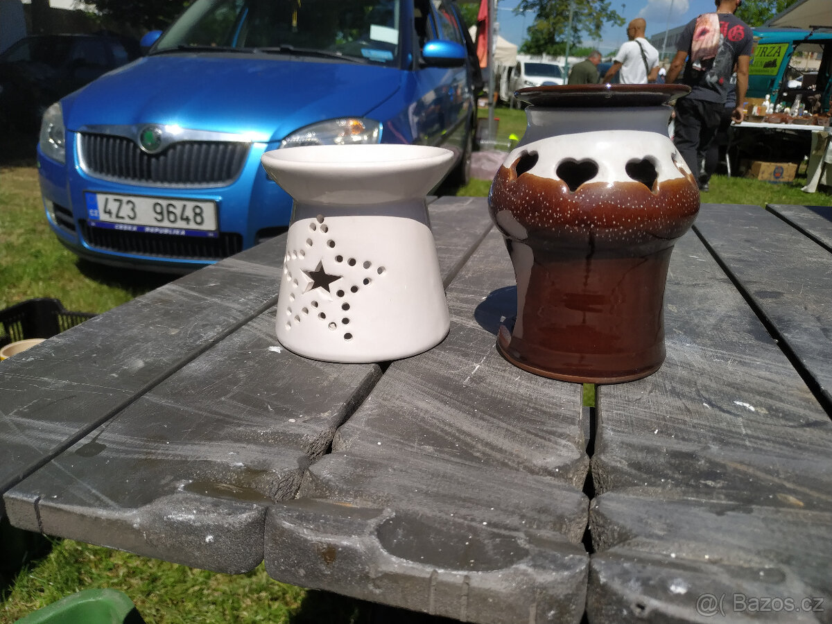 skleničky hrníčky,vázičky a ostatní - 3