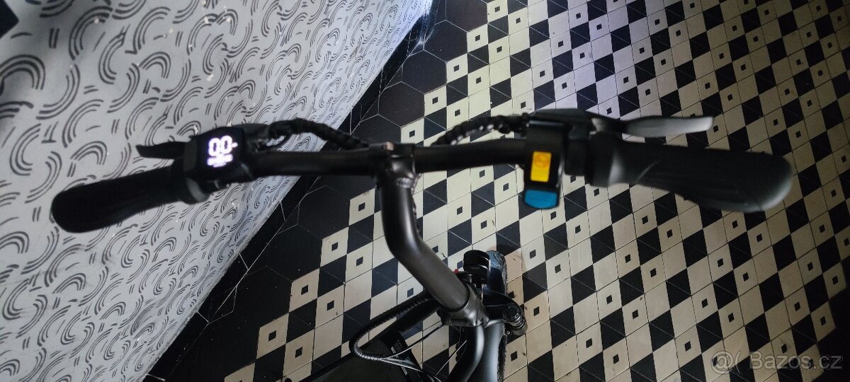 Elektrokoloběžka Cory Sprint včetně nabíječky - 3