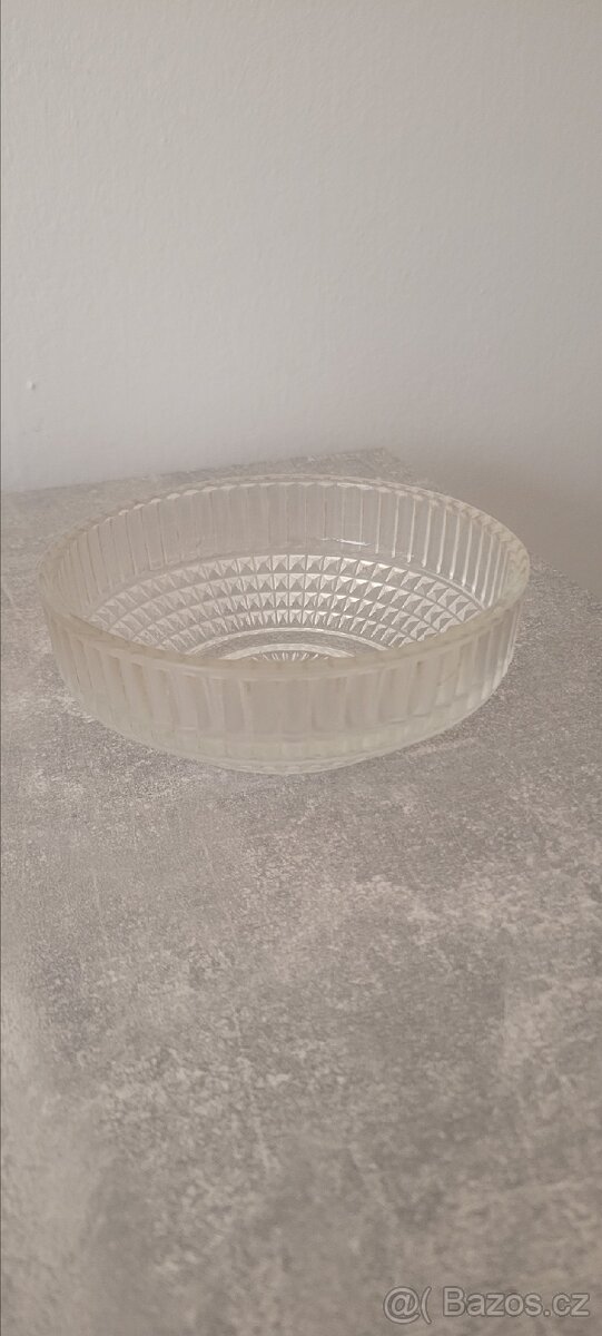 Staré lisované, kvalitni české sklo, 2× miska a sklenka - 3