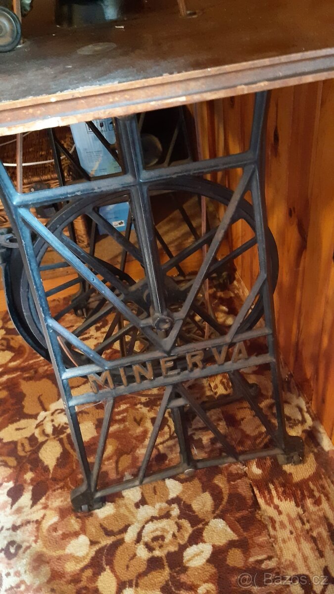 Šicí stroj Minerva - 3