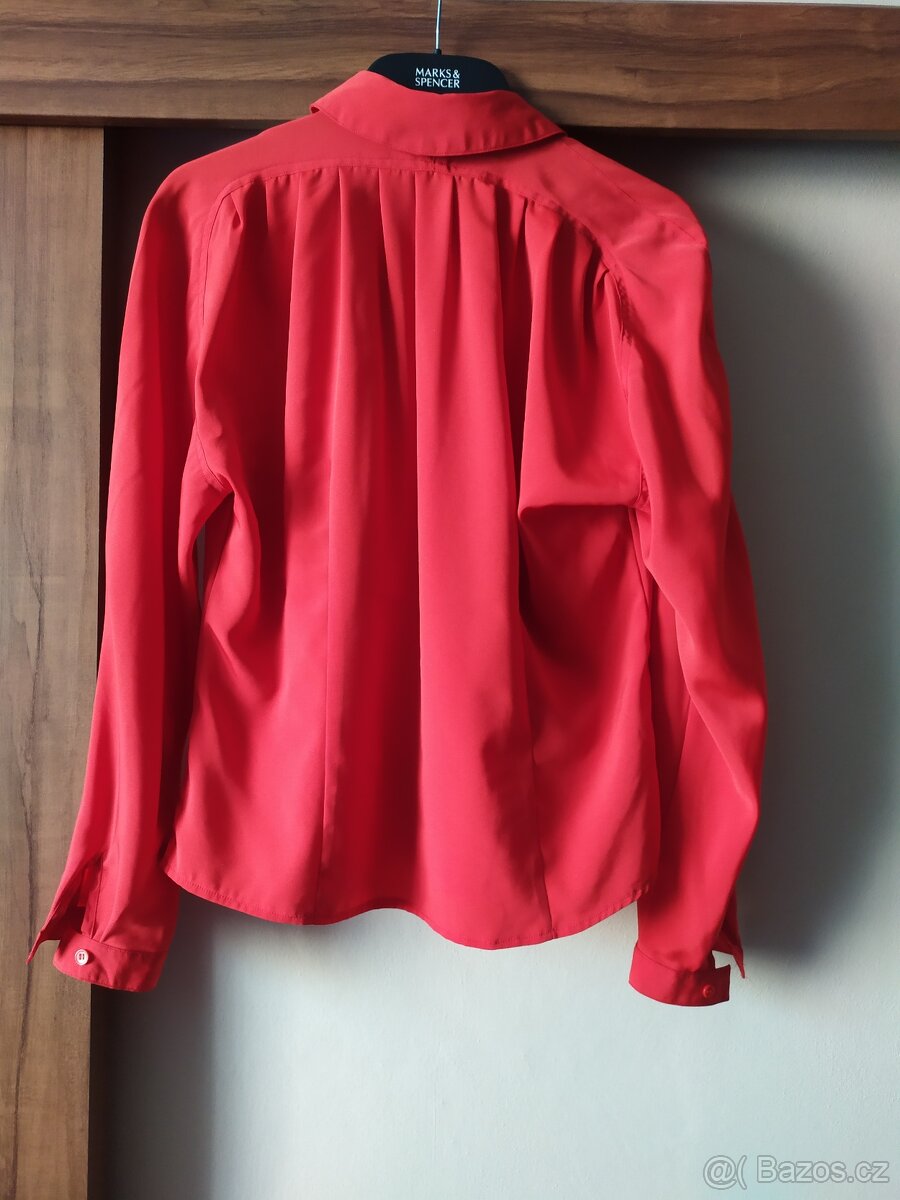 hezká červená halenka - 3