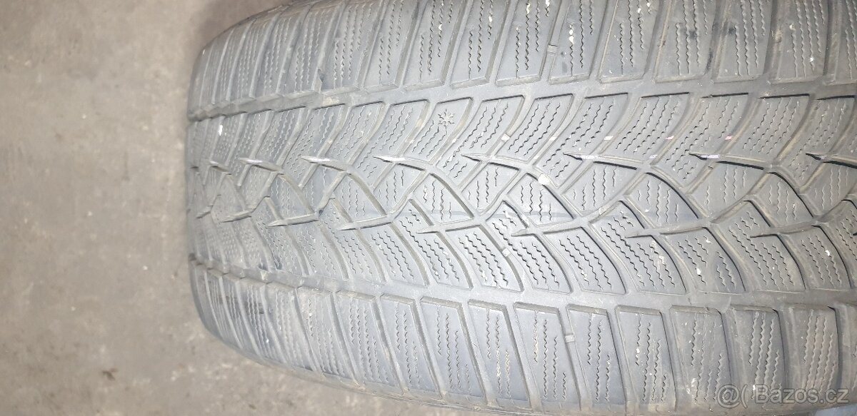 Zimní pneu Goodyear 225/40 R18 - 3