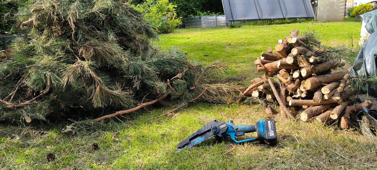 Aku řetězová pila 8" pro Makitu baterie 18V + bohaté přísl. - 3