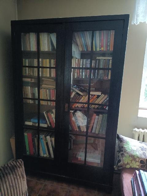 Knihovna masiv starožitná - 3