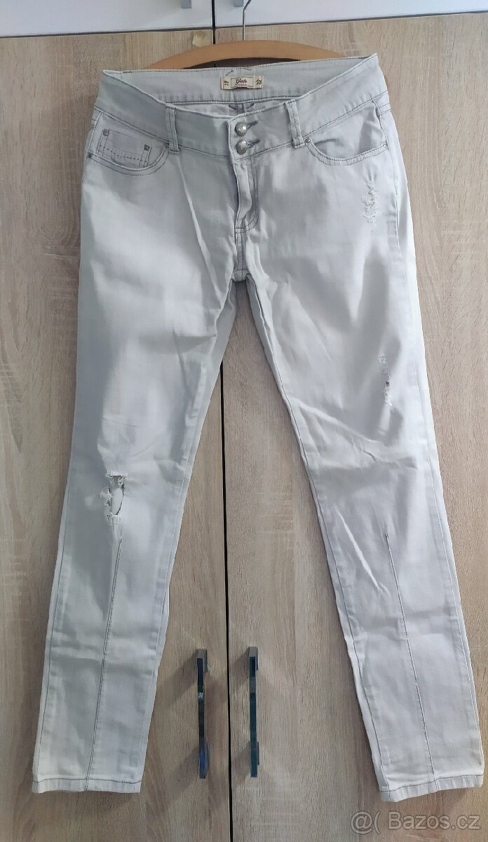 Šedé trhané džíny - 3