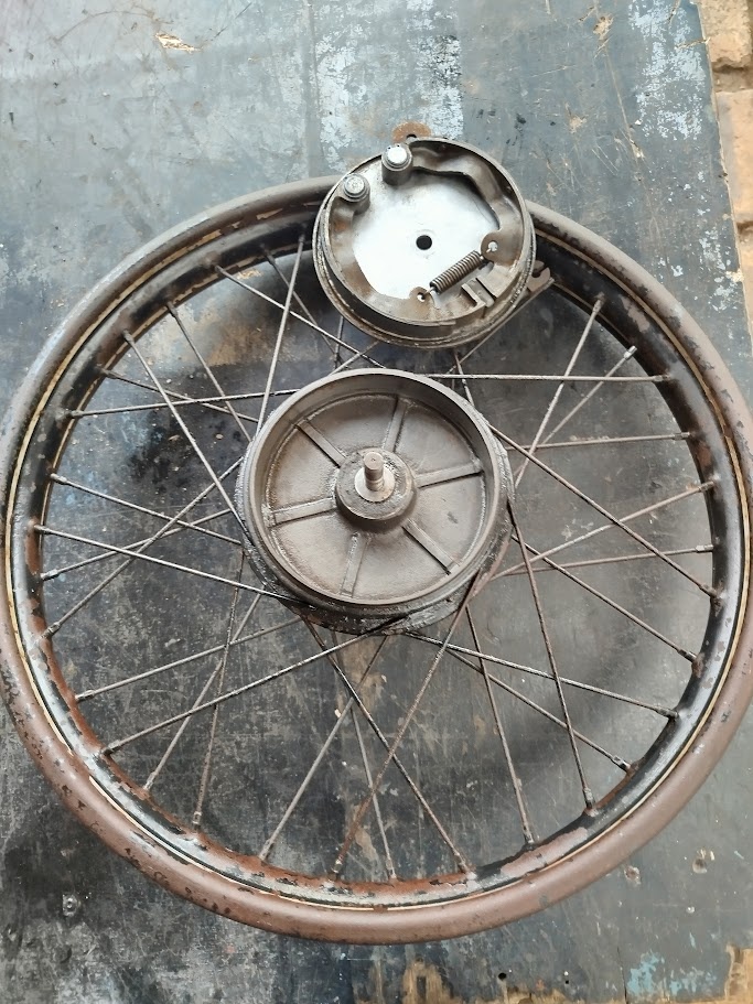 Kolo ČZ Předválečná - 3