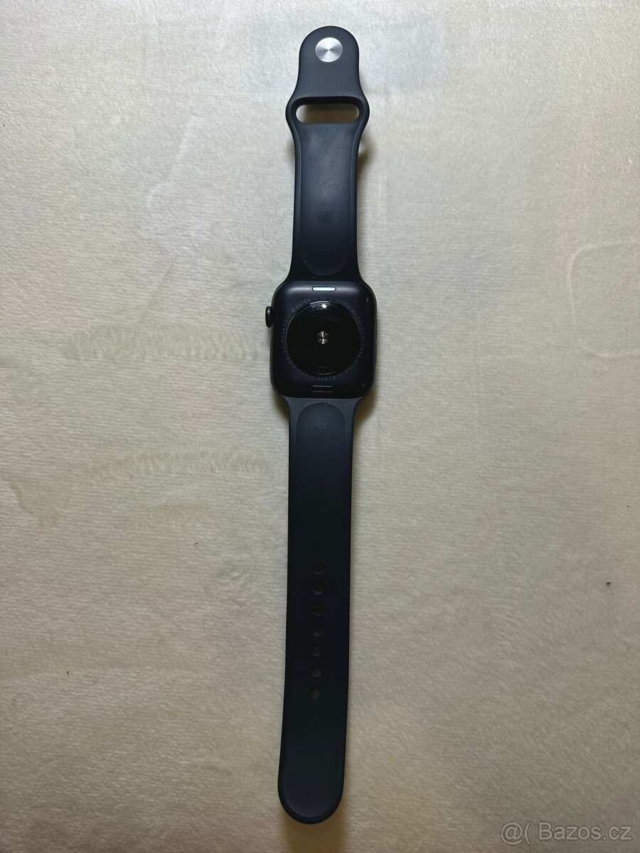 Apple Watch SE 44 mm - 3