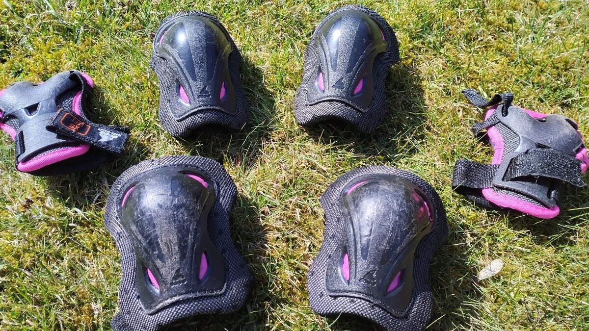 Dívčí kolečkové brusle 35-38 - 3