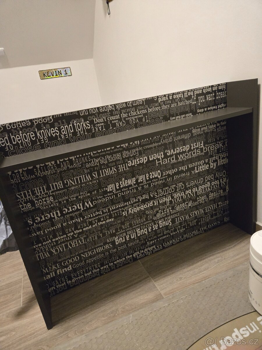 Postel s úložným prostorem a šuplíkem - 3