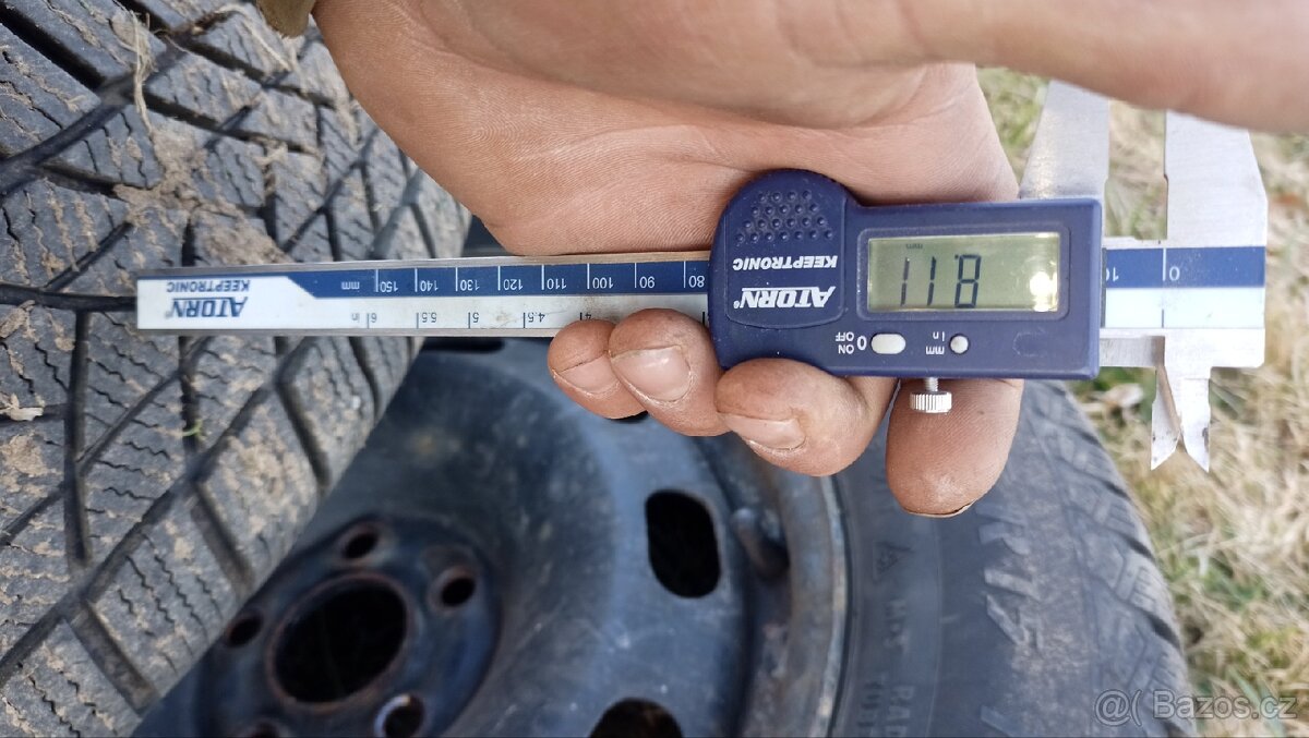 Pneumatiky na discích škoda Octavia 1 - 3