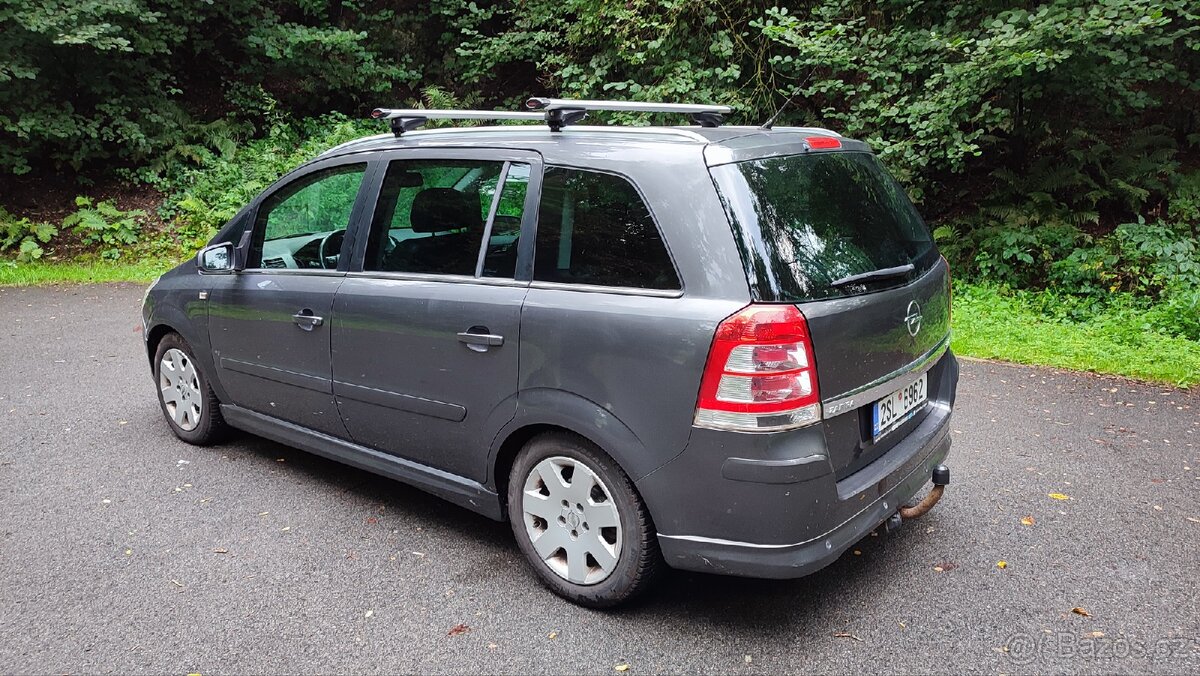Opel Zafira 1,9CDT ,110kW, automat, 7 míst - 3
