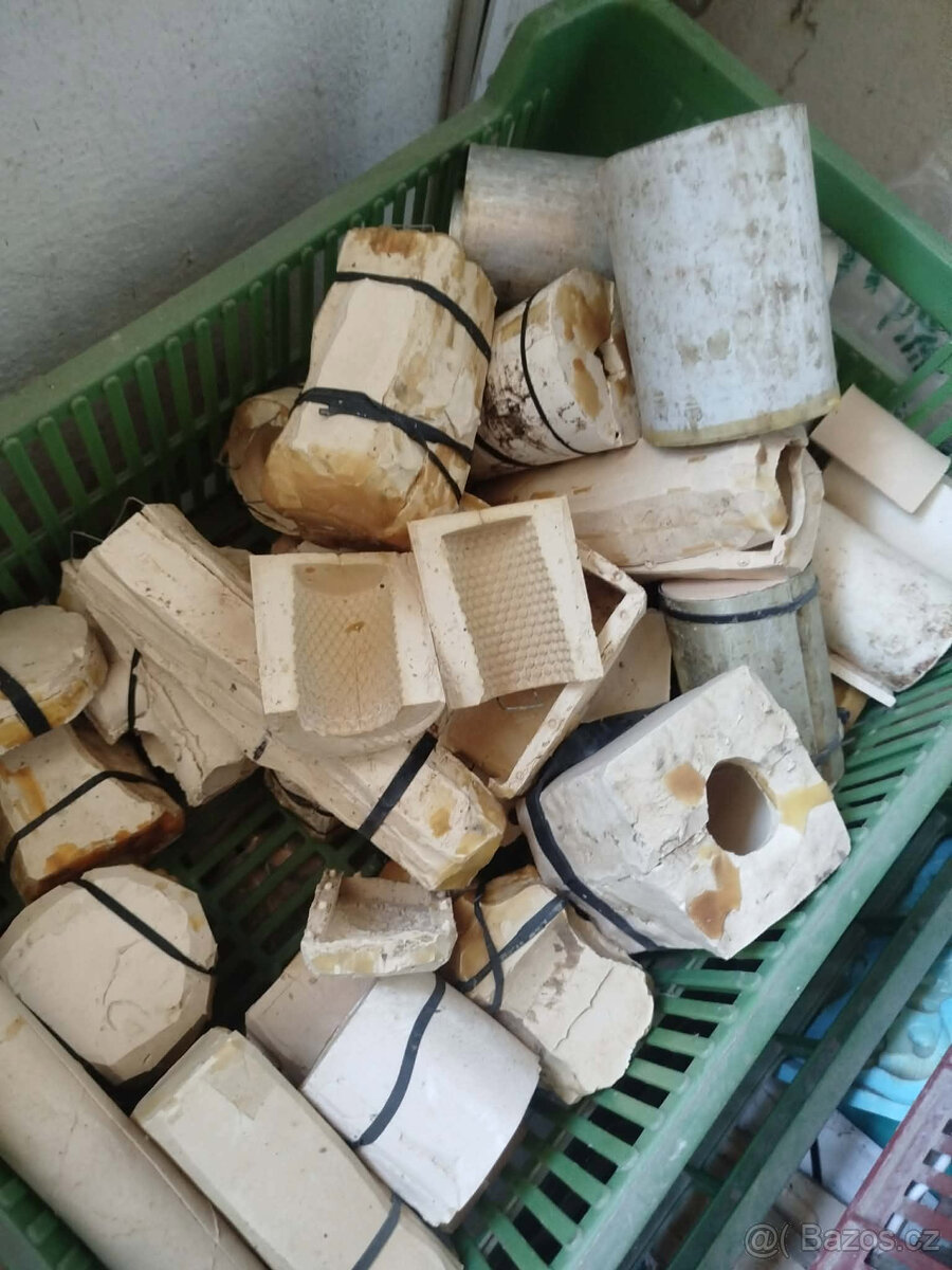 Vybavení svíčkárny - 3