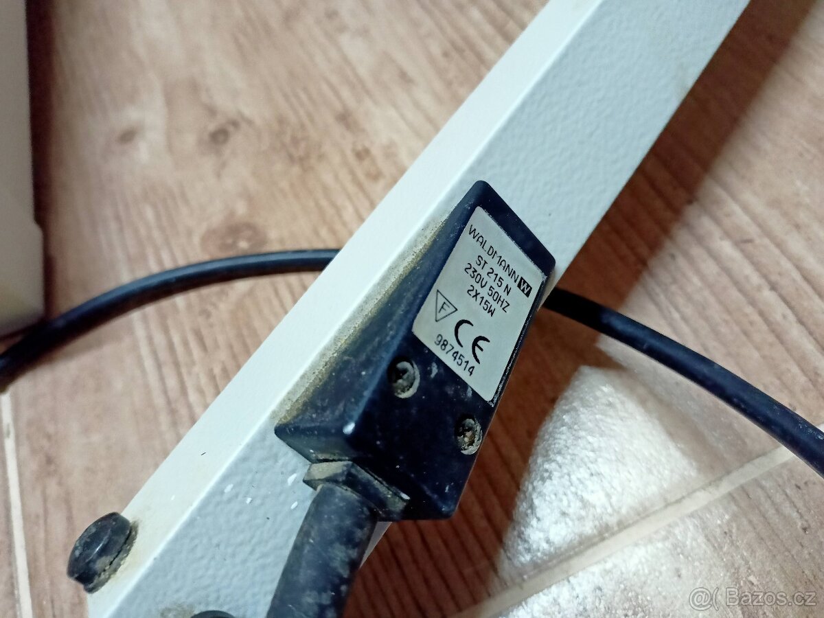 Pracovní lampa WALDMANN - 3