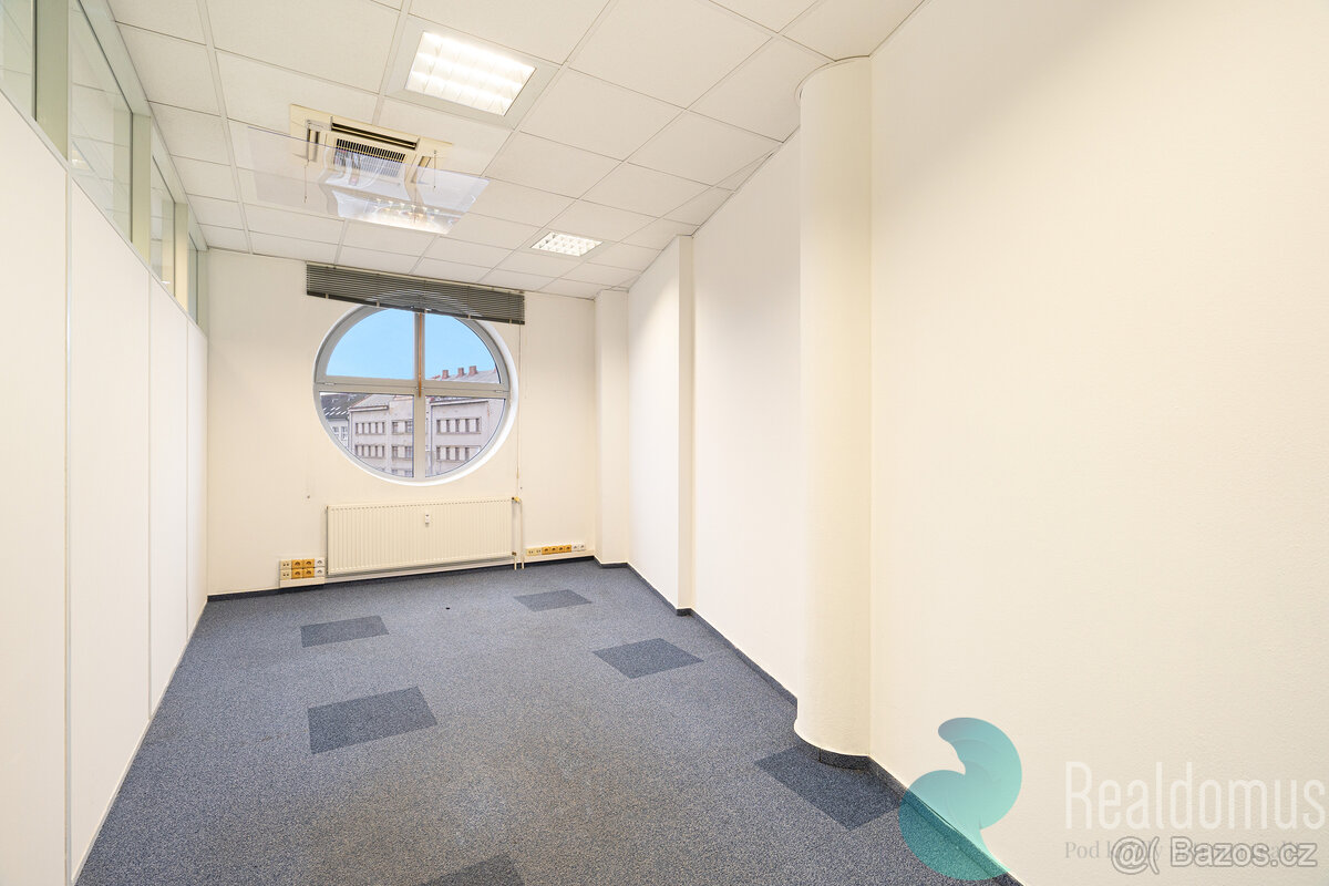Pronájem, kanceláře, centrum města, ulice Pražská - 3