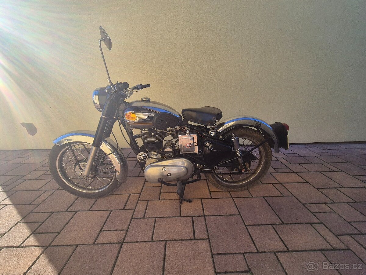 Royal Enfield Bullet 350 rok 1972 - 3