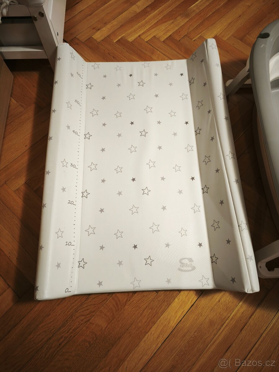 Přebalovací pult + skládací dětská vanička - 3