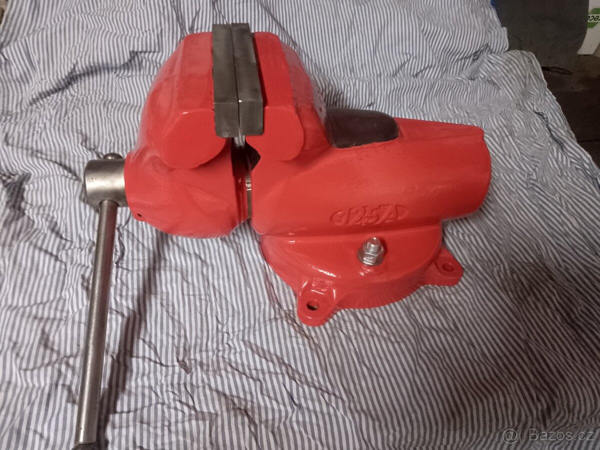 Svěrák York 125 A - 3