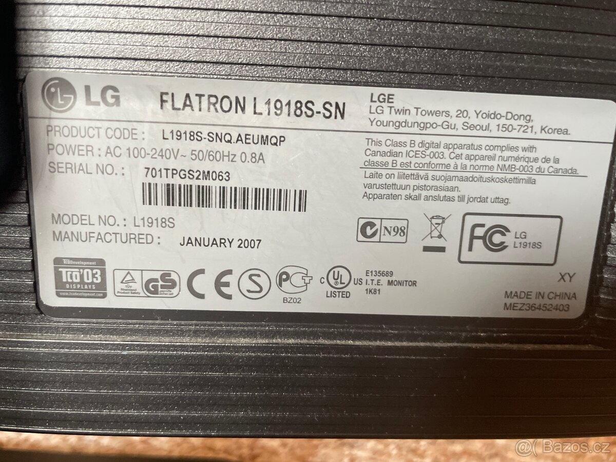 LG monitor 19 - 3