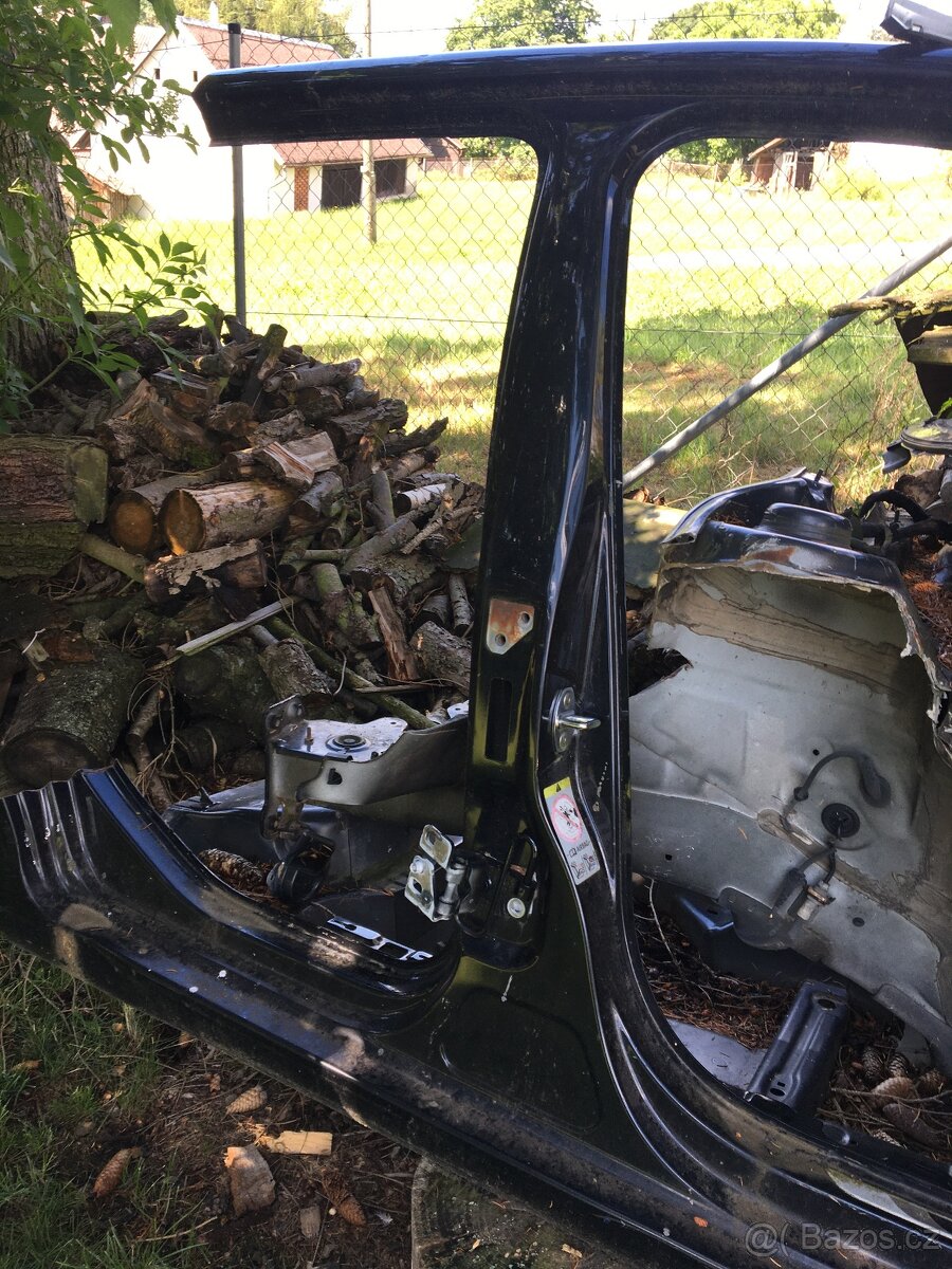 díly VW GOLF 6 combi 77kw 1.6Tdi - 3