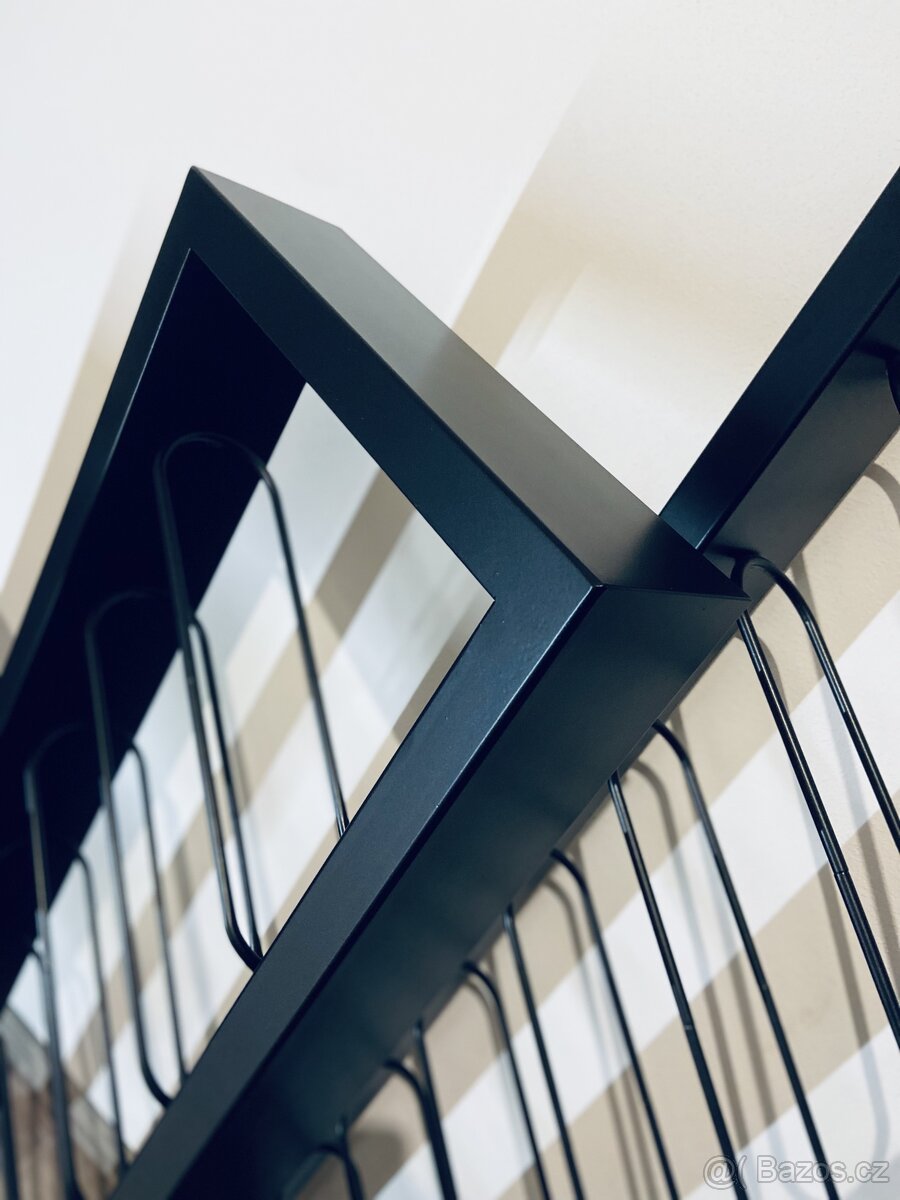 Stojany na víno - 3