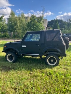 Suzuki Samurai - 3