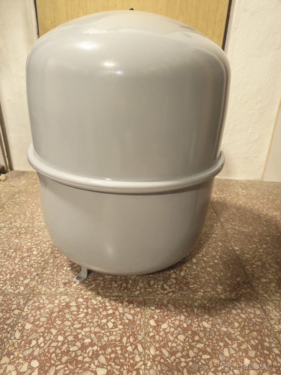 Prodám tlakovou nádobu na UT, 100l - 3