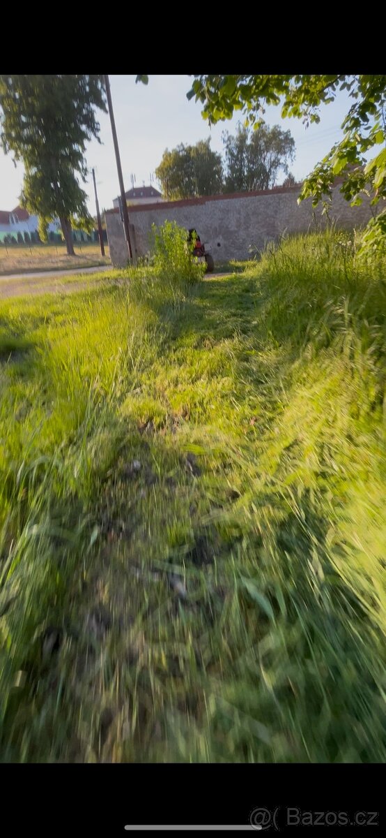 Buggy / traktůrek/sekačka