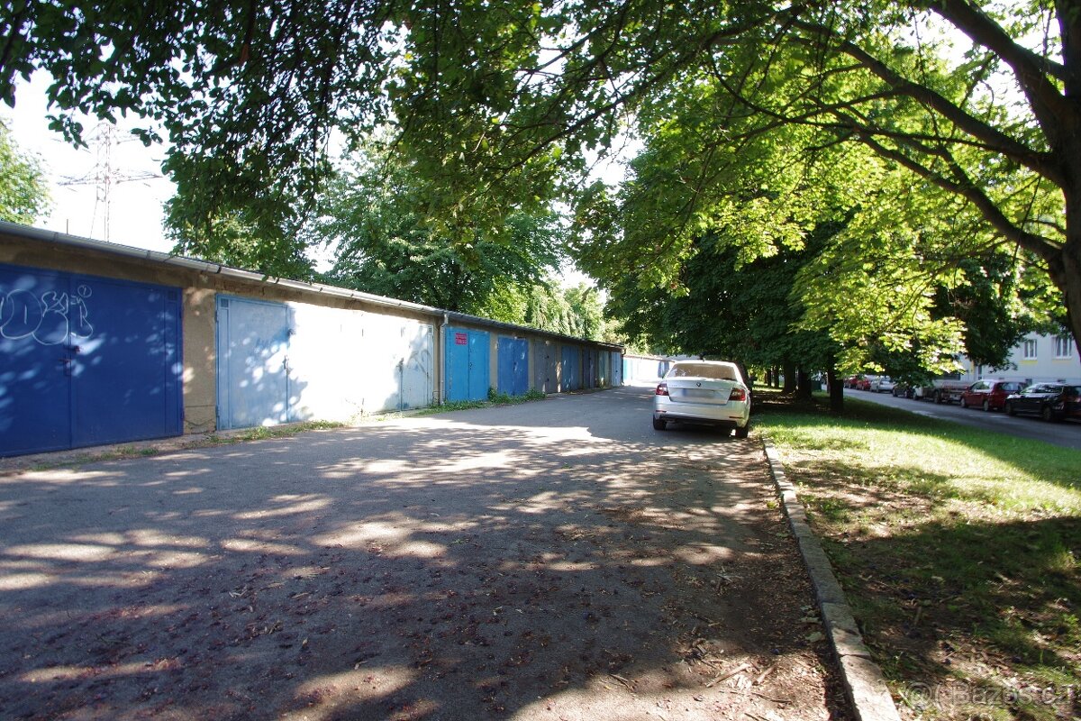 Garáž 22 m² Brno - Černovice ul. Kneslova - 3