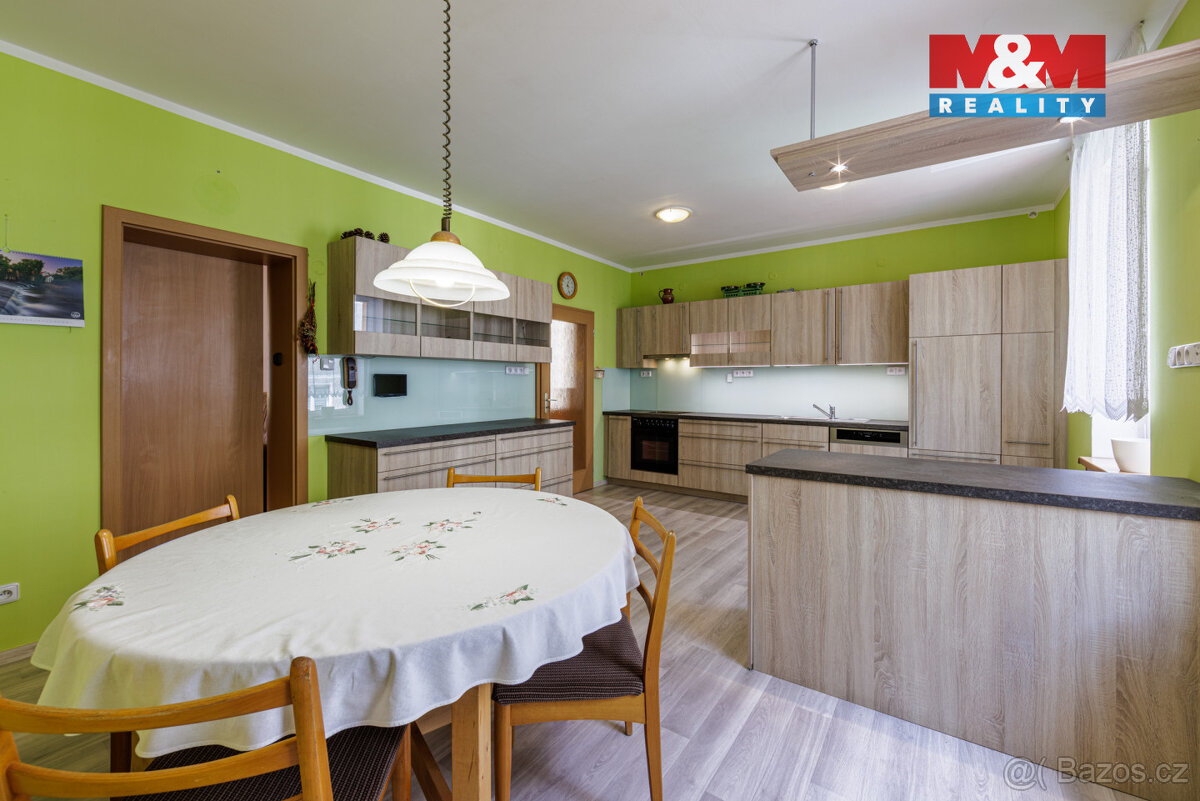 Prodej rodinného domu, 224 m², Kraslice, ul. Pod nádražím - 3