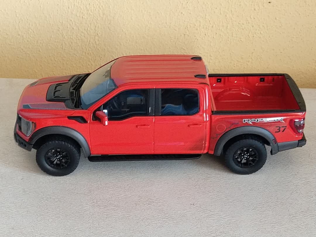 Modely GT Spirit 1/18 - 3