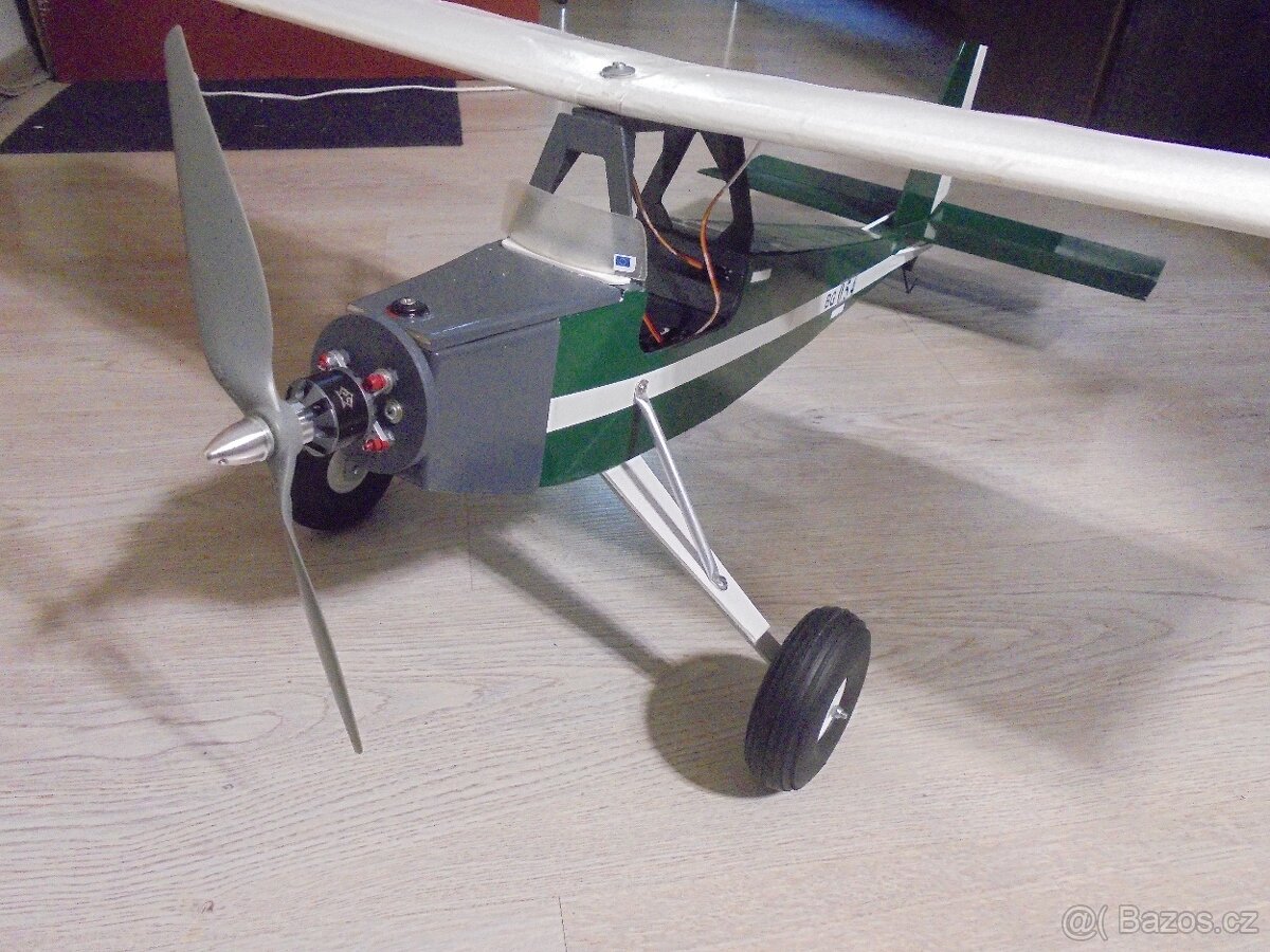 RC KONSTRUKČNÍ HORNOPLOŠNÍK 1000 MM 4CH - 3