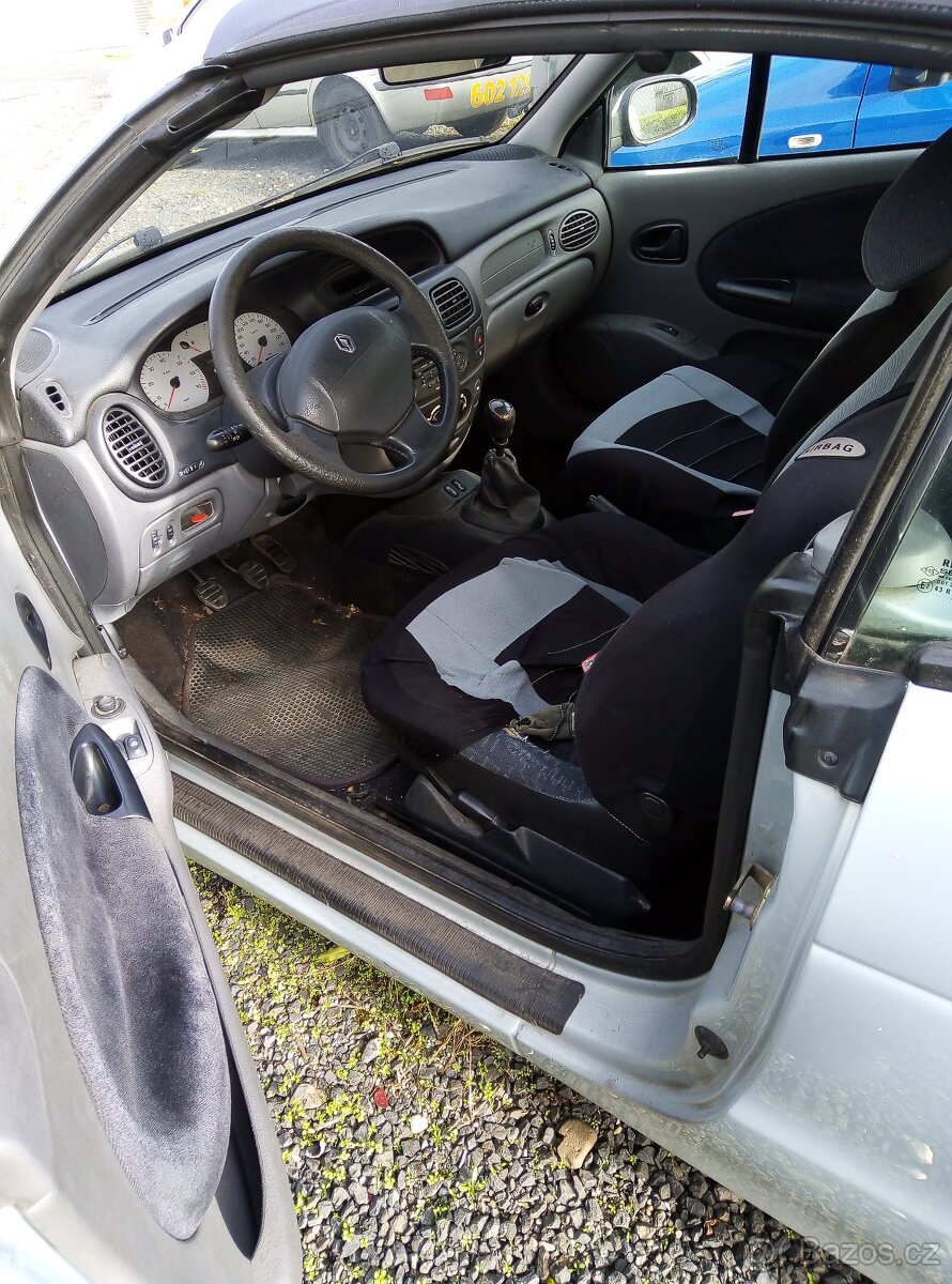 Renault Megane cabrio na ND r.v. 2006 - 3