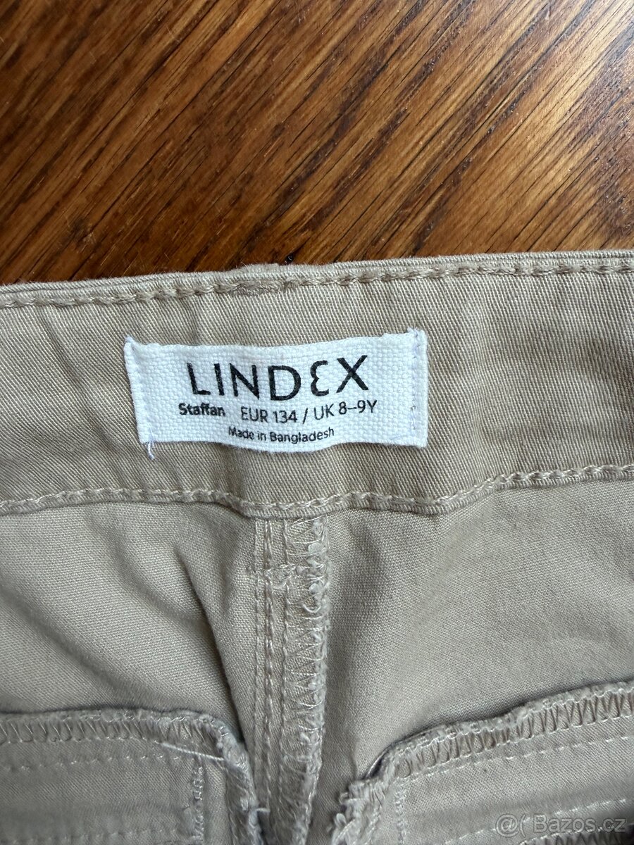 Kraťasy Lindex vel 134 - 3