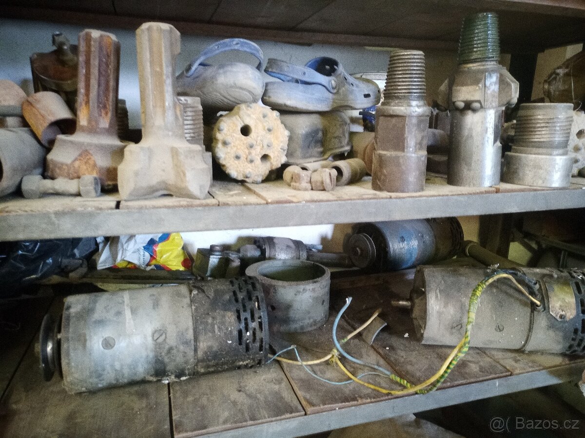 Vrtná souprava - staré vrtací hlavy, dynama atd. - 3