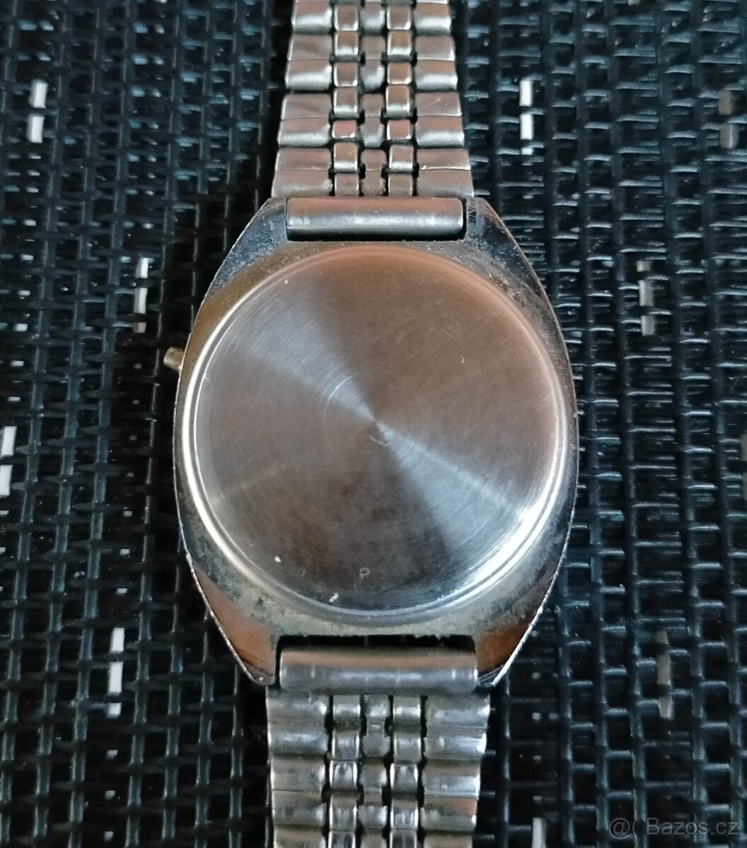 Krásné dámské digitálky GPM2000 - 3