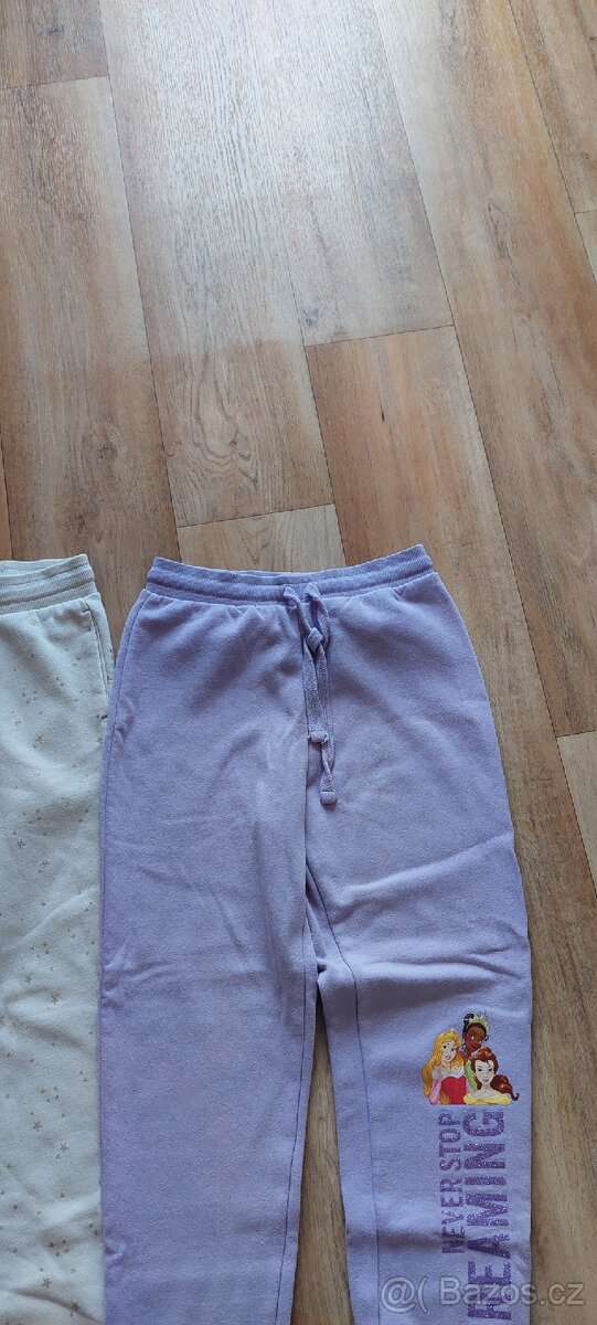 Dívčí tepláky, velikost: 140 - 3