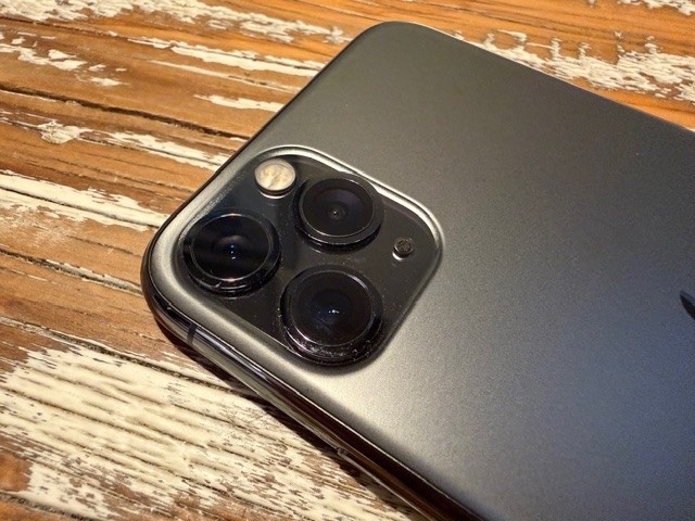 Iphone 11 PRO 512Gb vesmírně šedá - 3