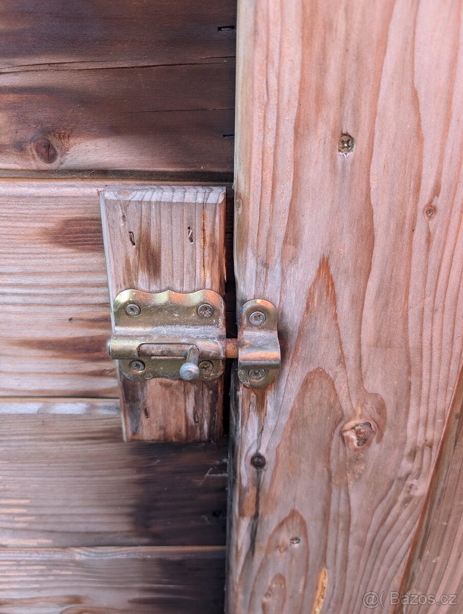 Dřevěná udírna - 3