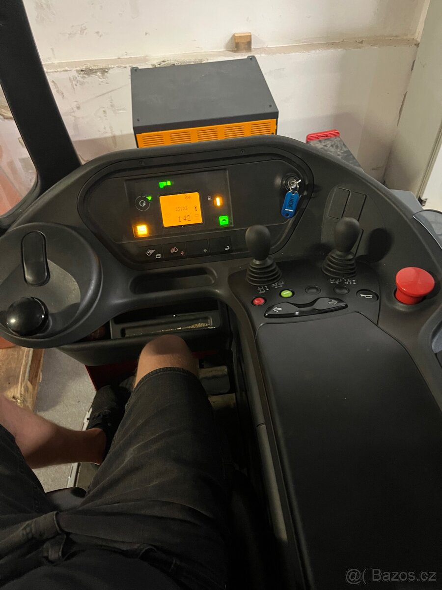 Retrak Linde R25-01 - 3