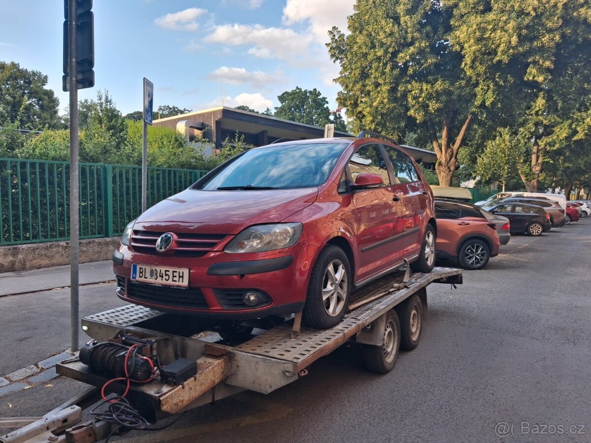 VW GOLF 5 PLUS 1.9TDI - DÍLY Z VOZU - 3