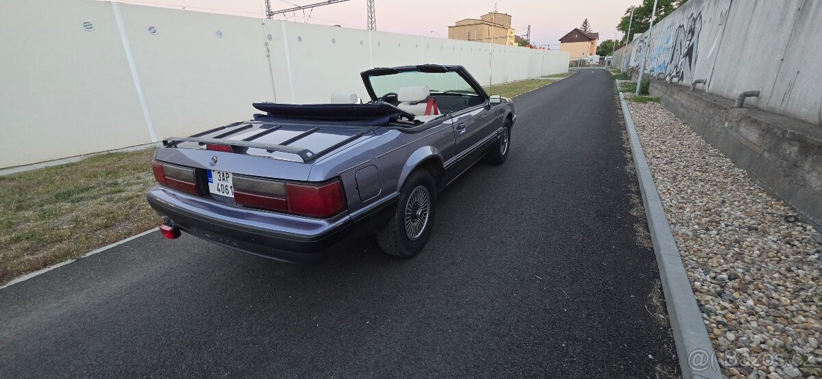 Ford Mustang Cabrio 1988 - 3