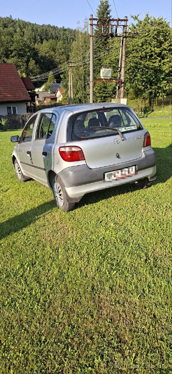 Prodám Toyota Yaris - 3