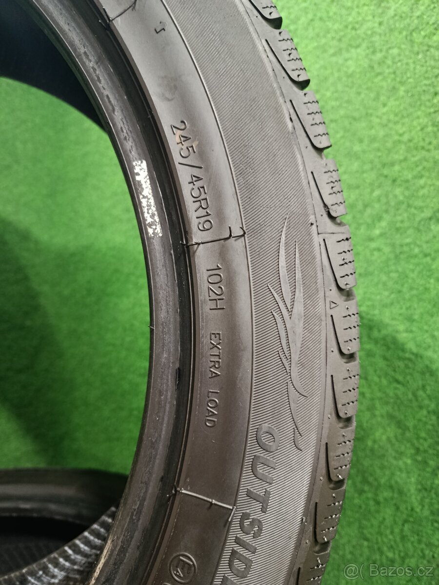 4ks zimni 245/45/19 Royal Black - 3